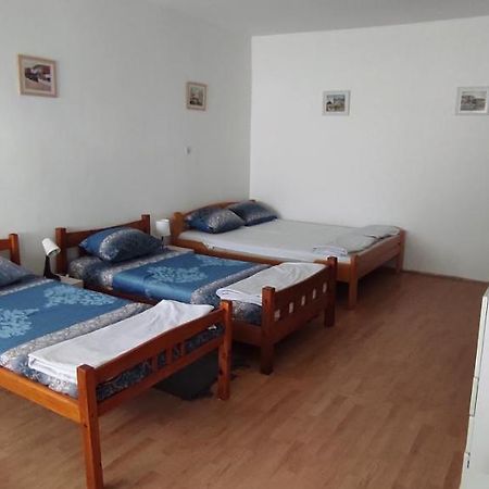 Apartmani Banatski Konak Ζρένιανιν Εξωτερικό φωτογραφία